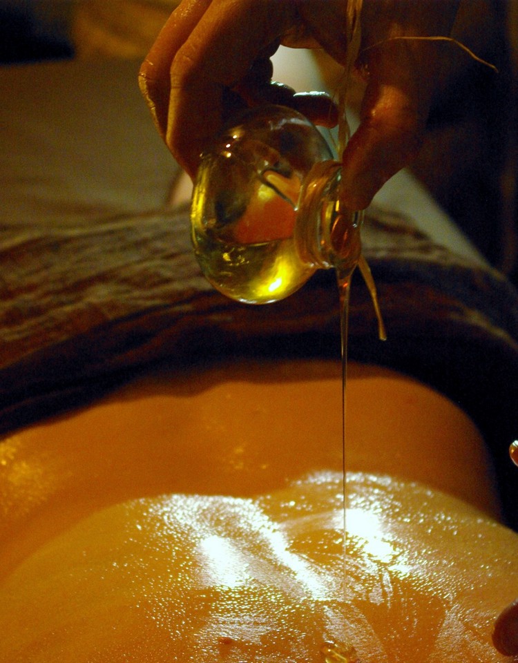 Oil Massage 